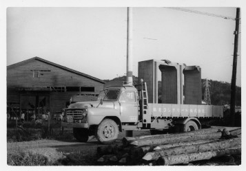 国内初ボックスカルバート輸送風景