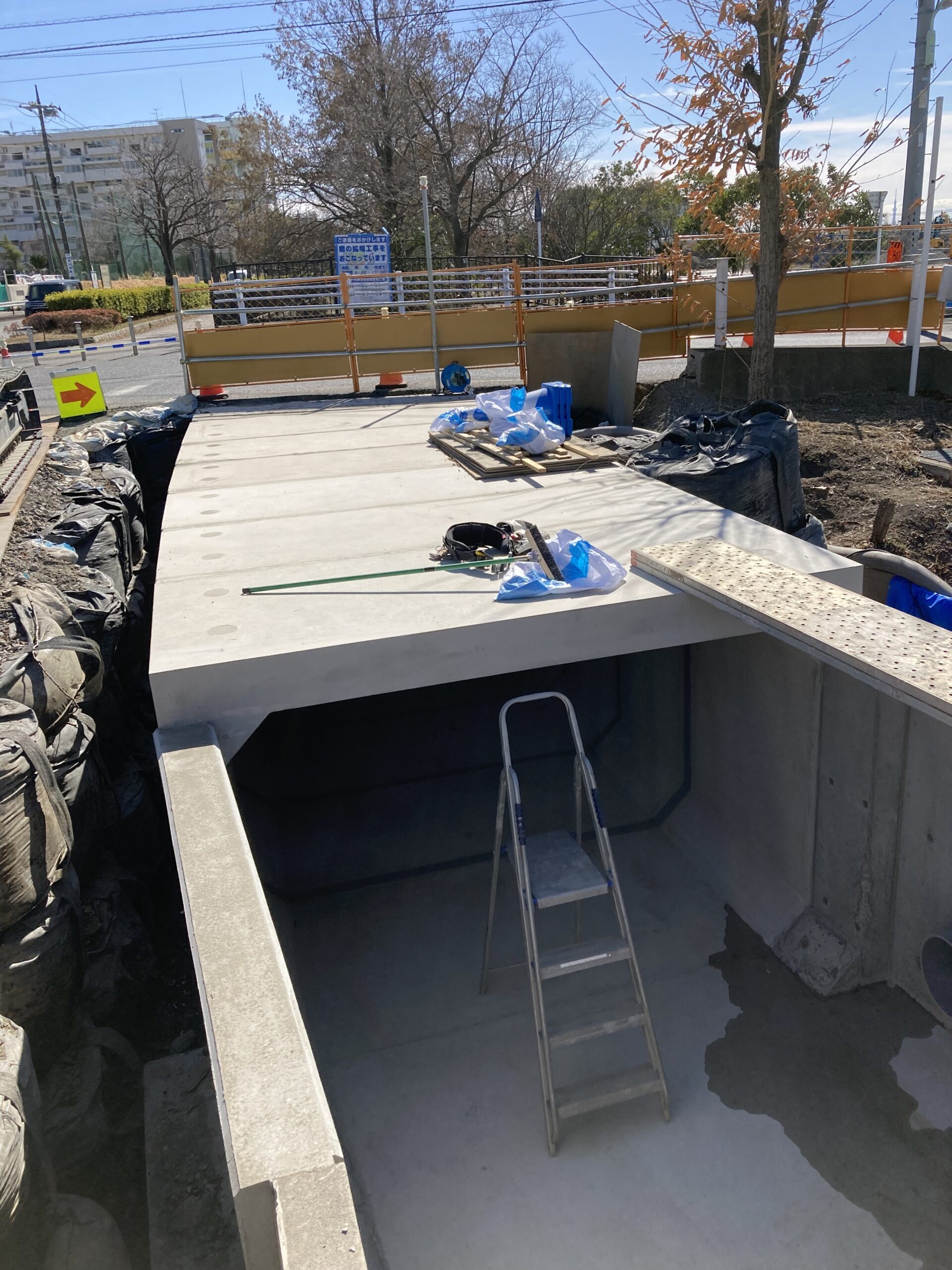 施工事例 圃場整備 水路用・フリューム製品 角フリューム1